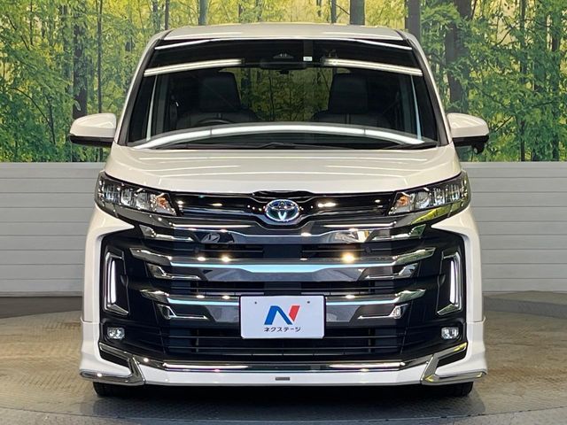 TOYOTA NOAH HYBRID 2023 Image 31
