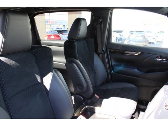 TOYOTA ALPHARD 2023 Image 31