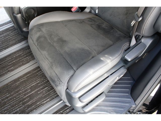 TOYOTA ALPHARD 2023 Image 31