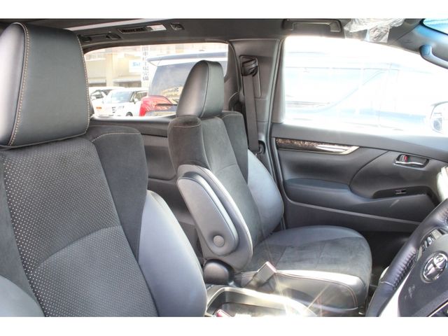 TOYOTA ALPHARD 2022 Image 31