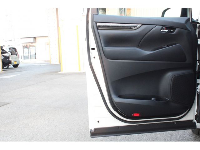 TOYOTA ALPHARD 2022 Image 31