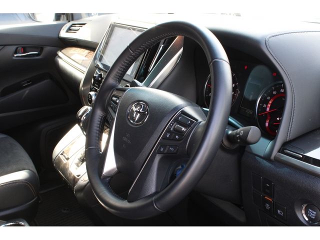 TOYOTA ALPHARD 2022 Image 31