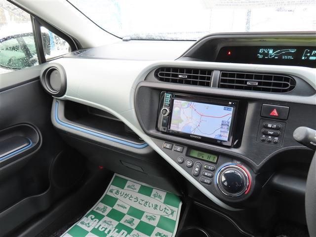 TOYOTA AQUA 2014 Image 31