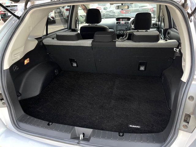 SUBARU XV HYBRID 2014 Image 31