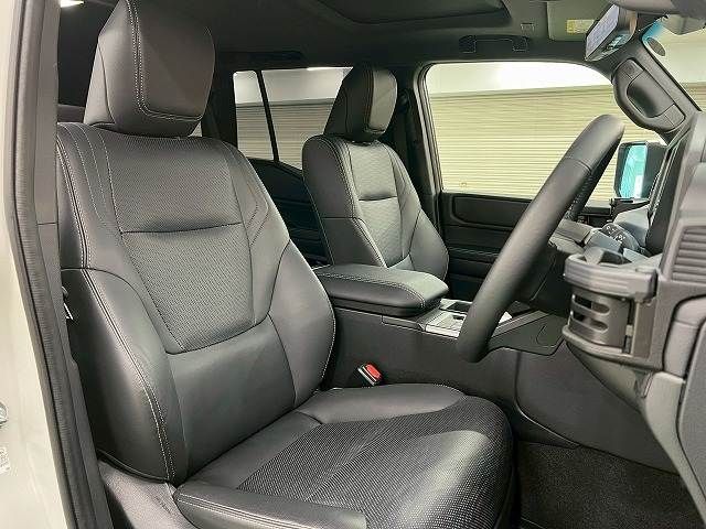 TOYOTA LANDCRUISER 250 2024 Image 31