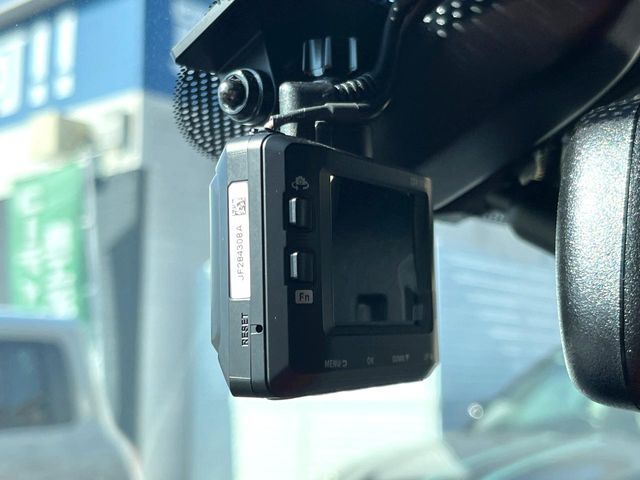 HONDA CIVIC HATCHBACK 2018 Image 31