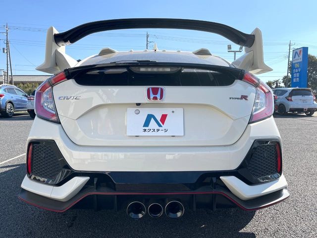 HONDA CIVIC HATCHBACK 2018 Image 31