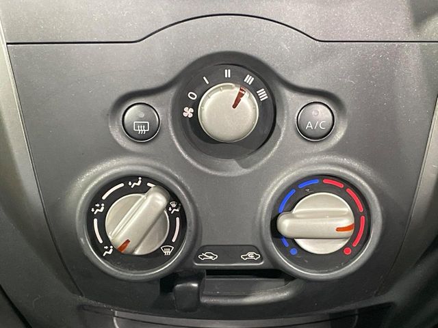 NISSAN NOTE 2015 Image 31