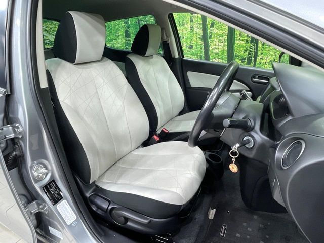 MAZDA DEMIO 2013 Image 31