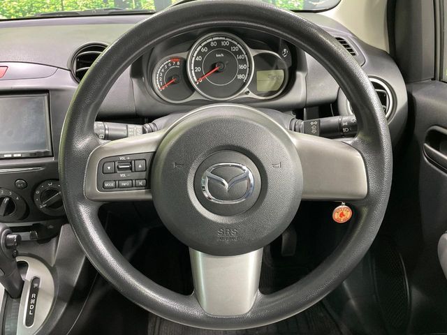 MAZDA DEMIO 2013 Image 31