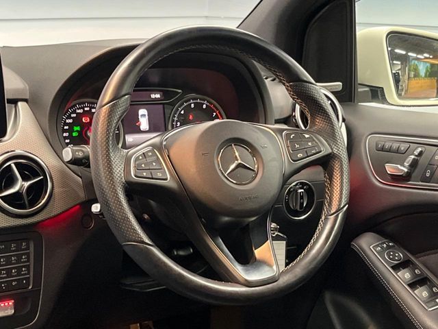 MERCEDES BENZ B CLAS 2018 Image 31