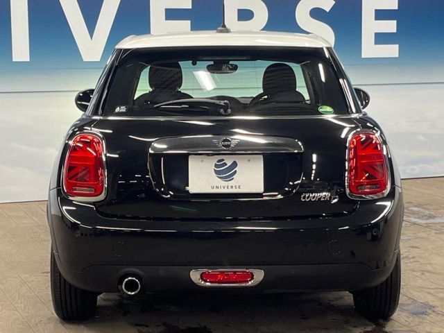 BMW MINI COOPER D 5DOOR 2019 Image 31