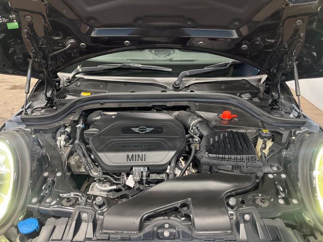 BMW MINI COOPER D 5DOOR 2019 Image 31