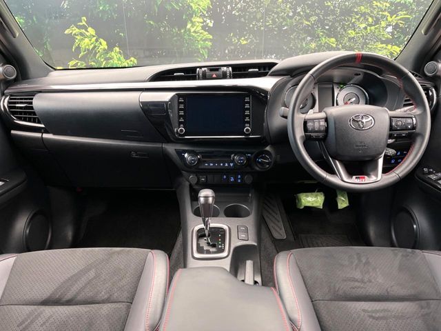 TOYOTA HILUX 4WD 2024 Image 31