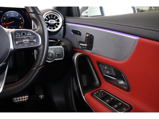 MERCEDES BENZ A CLAS 2019 Image 31