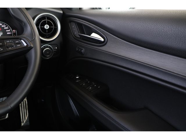 ALFAROMEO STELVIO 2023 Image 31