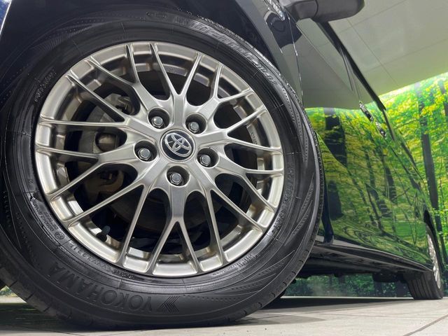 TOYOTA VOXY HYBRID 2019 Image 31