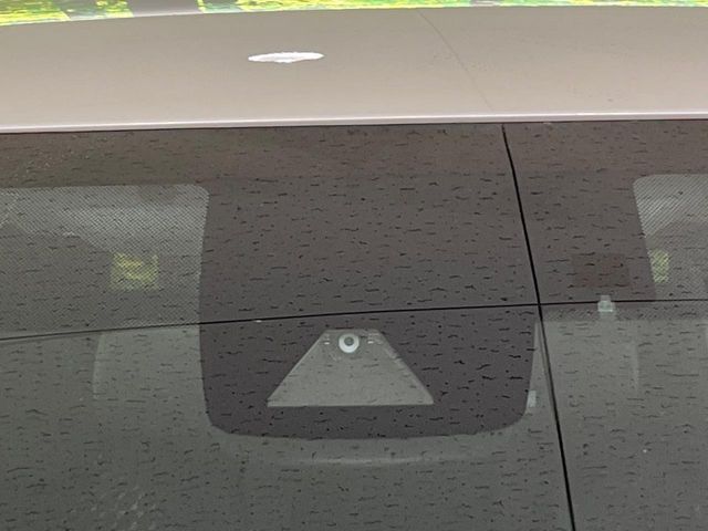 TOYOTA PRIUS 2017 Image 31