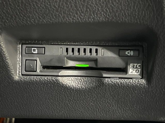 TOYOTA PRIUS 2017 Image 31