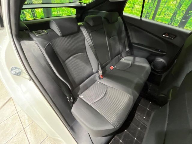 TOYOTA PRIUS 2017 Image 31