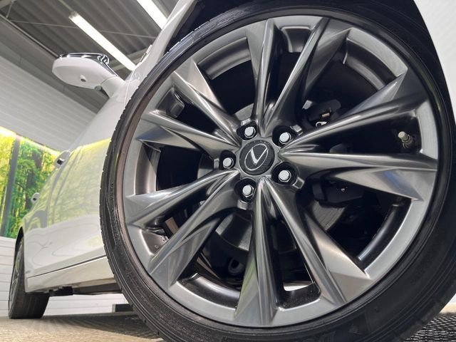 TOYOTA LEXUS ES300H 2021 Image 31