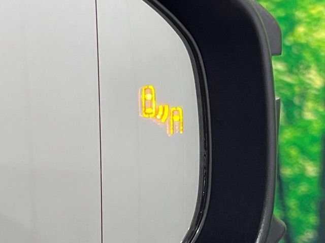 TOYOTA PRIUS PHV 2023 Image 31