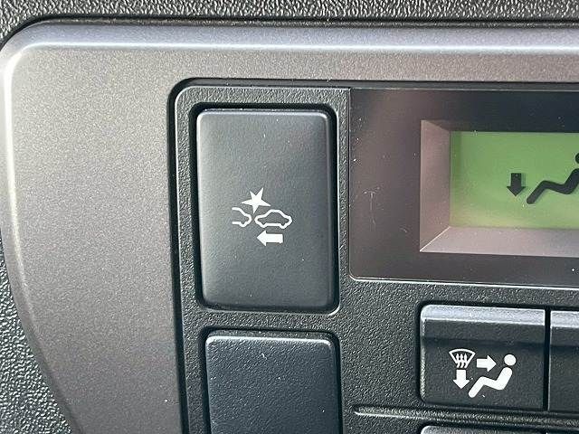 TOYOTA HIACE VAN 2WD 2021 Image 31