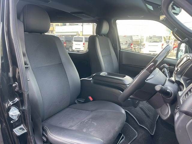 TOYOTA HIACE VAN 2WD 2021 Image 31