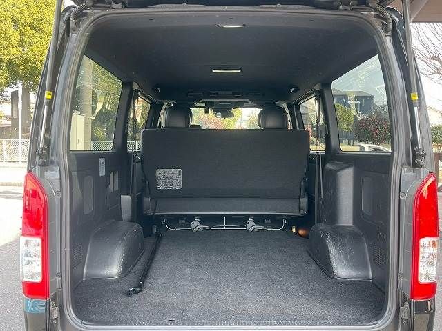 TOYOTA HIACE VAN 2WD 2021 Image 31