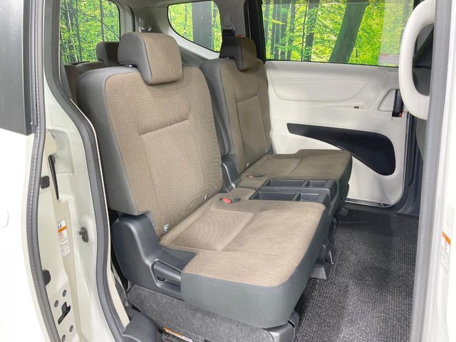 TOYOTA SIENTA 2015 Image 31