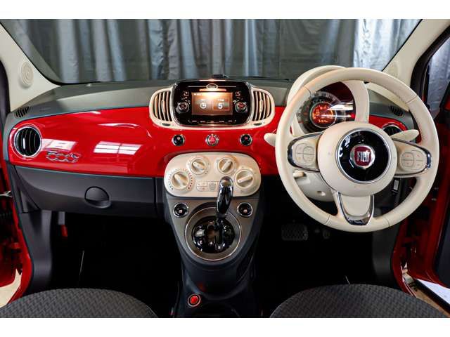 FIAT 500C 2016 Image 31