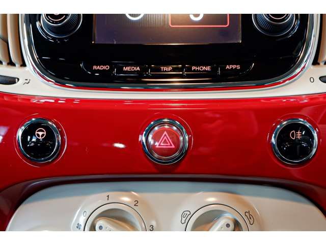 FIAT 500C 2016 Image 31