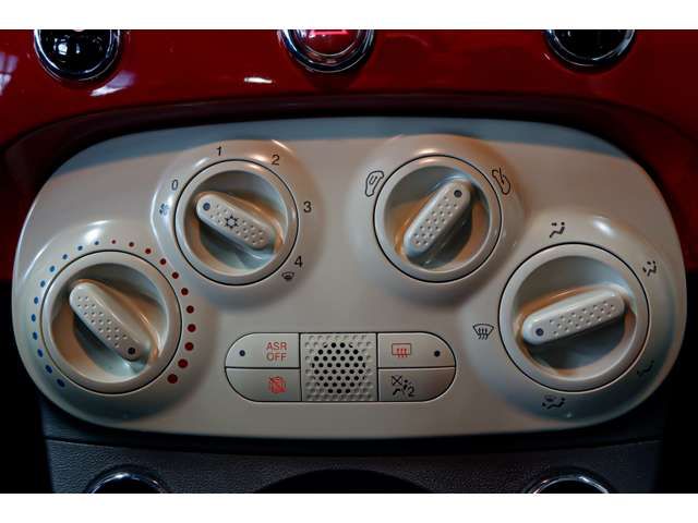 FIAT 500C 2016 Image 31