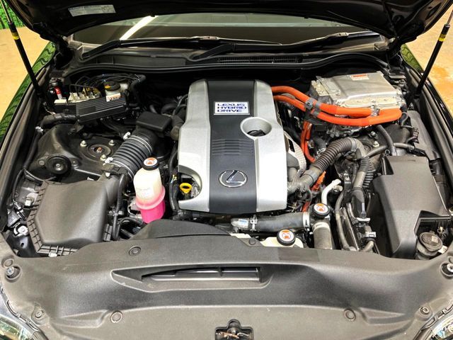 TOYOTA LEXUS IS300H 2017 Image 31