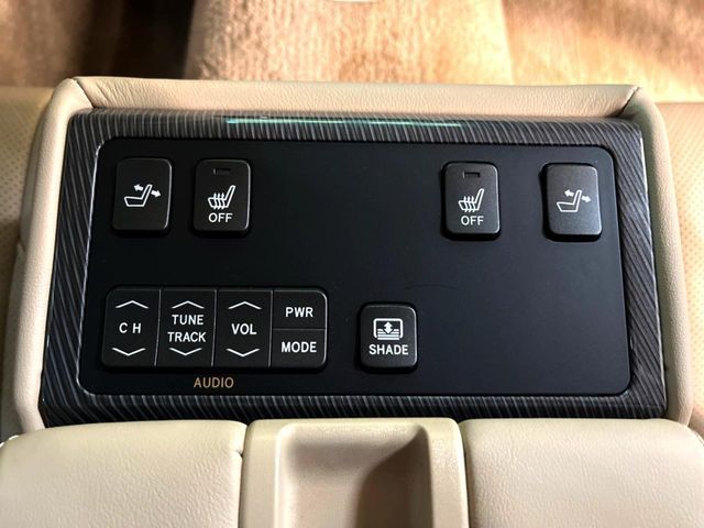 TOYOTA CROWN SEDAN HYBRID 2010 Image 31