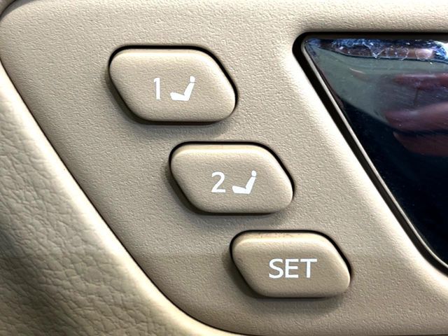 TOYOTA CROWN SEDAN HYBRID 2010 Image 31