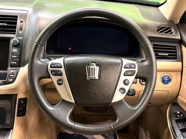 TOYOTA CROWN SEDAN HYBRID 2010 Image 31