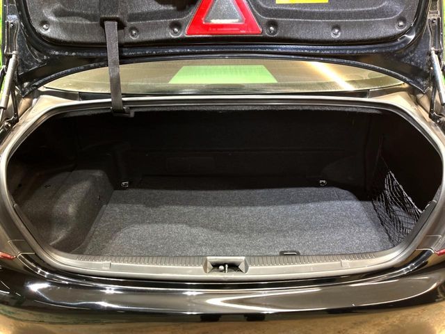 TOYOTA CROWN SEDAN HYBRID 2010 Image 31