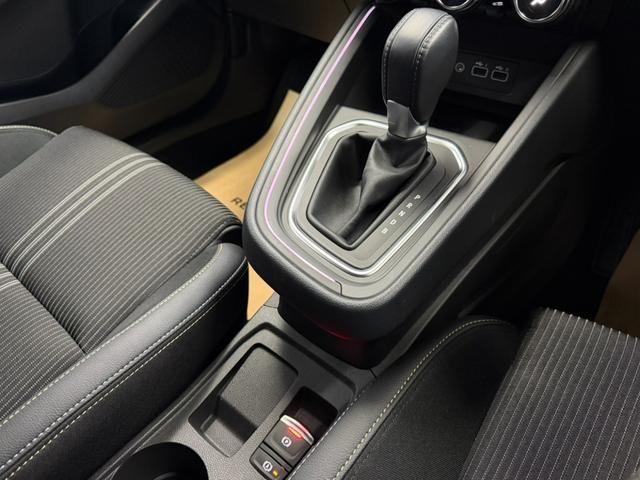 RENAULT LUTECIA 2024 Image 31