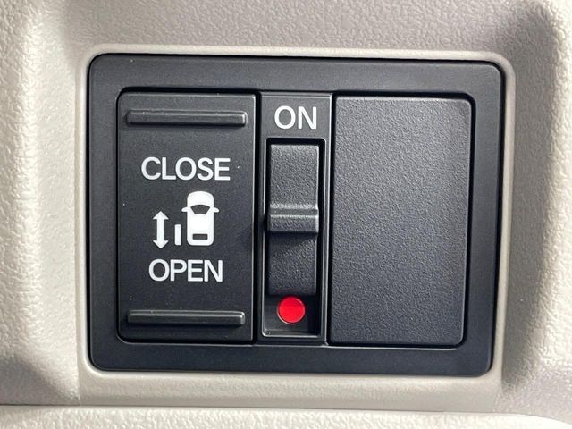 HONDA N BOX 2025 Image 31