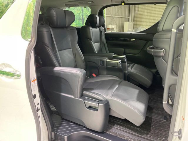 TOYOTA ALPHARD 2018 Image 31