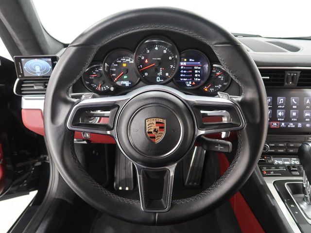 PORSCHE 911 2016 Image 31