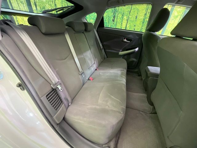 TOYOTA PRIUS 2011 Image 31