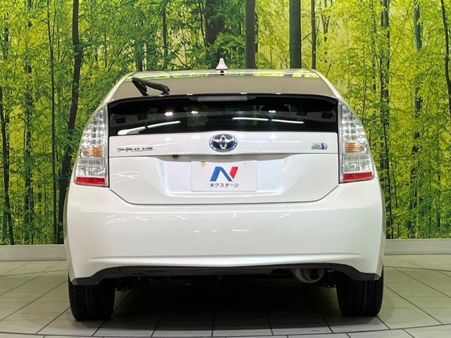 TOYOTA PRIUS 2011 Image 31