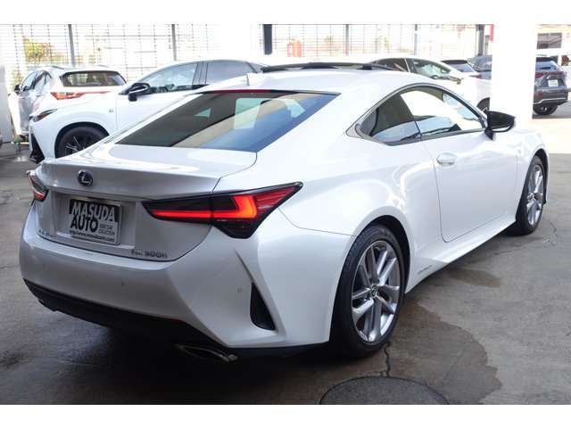 TOYOTA LEXUS RC300H 2021 Image 31