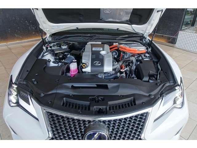 TOYOTA LEXUS RC300H 2021 Image 31