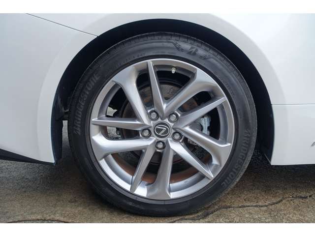 TOYOTA LEXUS RC300H 2021 Image 31