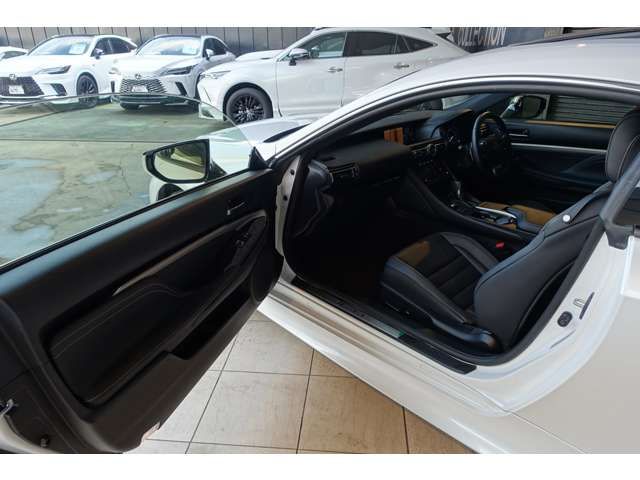 TOYOTA LEXUS RC300H 2021 Image 31