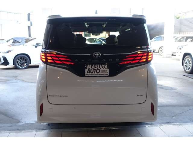 TOYOTA ALPHARD HYBRID 2025 Image 31