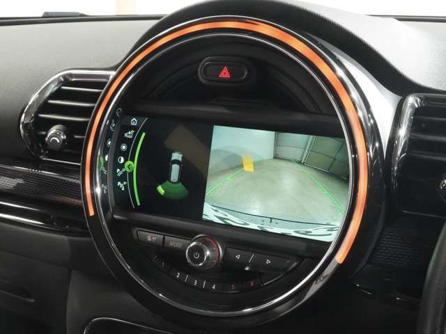 BMW MINI COOPER D CL 2017 Image 31